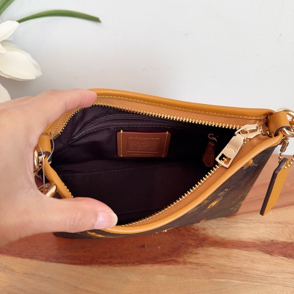 NWT Coach Laurel Small Shoulder Bag In Signature Canvas With Floral Print - Picture 6 of 6